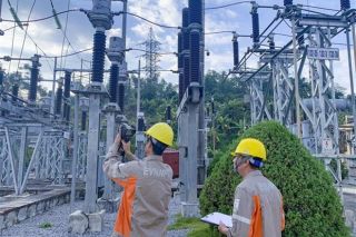 Phải bảo đảm cung ứng đủ điện cho sản xuất, tiêu dùng của nhân dân