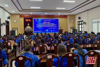 Đấu tranh phản bác các quan điểm sai trái, thù địch: Tuổi trẻ xung kích, đi đầu!