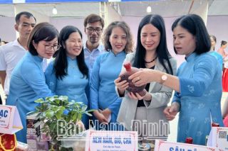 Nam Định: Khai mạc Hội chợ giới thiệu sản phẩm khởi nghiệp – OCOP của phụ nữ khu vực miền Bắc