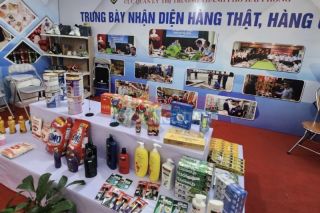 Độc đáo gian hàng triển lãm Hàng thật – Hàng giả tại Hội chợ Công Thương vùng Đồng bằng Sông Hồng - Hải Phòng năm 2023