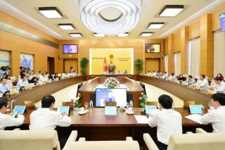 Phiên họp thứ 33 Ủy ban Thường vụ Quốc hội cho ý kiến về 3 Nghị quyết, 6 báo cáo giám sát và 2 quy hoạch quốc gia