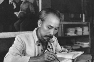 Tái hiện hành trình gian nan của Chủ tịch Hồ Chí Minh trên nước Pháp