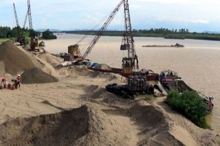 Tiền Giang đấu tranh phòng, chống khai thác cát trái phép