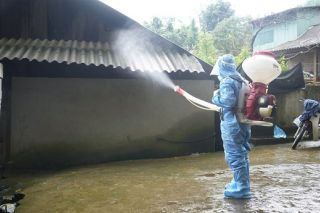 Triển khai biện pháp phòng chống dịch bệnh sau mưa lũ tại thị xã Sa Pa