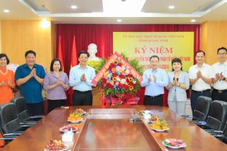 Phó Bí thư Tỉnh ủy Quảng Ninh chúc mừng Ủy ban MTTQ tỉnh nhân Ngày truyền thống