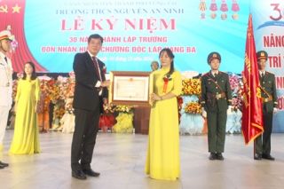 Trường điểm của Vũng Tàu tròn 30 tuổi, đón nhận Huân chương Độc lập hạng Ba