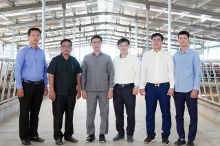 Thứ trưởng Bộ Lao động và Dạy nghề Campuchia thăm, làm việc tại Khu liên hợp Snuol