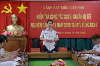 Chính ủy Cảnh sát biển Việt Nam làm việc tại Bộ Tư lệnh Vùng Cảnh sát biển 4