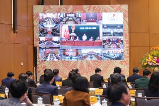 Đầu tư công và công nghệ cao là chủ đề nóng ở Hội nghị Chính phủ với các địa phương về tăng trưởng kinh tế