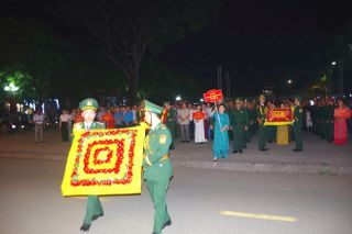 Bộ đội Biên phòng tỉnh Quảng Trị tổ chức Chương trình “Đêm hoa đăng”