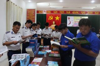 Hải đội 401: Sôi nổi các hoạt động Chào mừng kỷ niệm 50 năm Ngày Giải phóng miền Nam, thống nhất đất nước