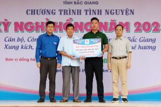 Nhiều hoạt động ý nghĩa tại chương trình tình nguyện “Kỳ nghỉ hồng” 2025 ở Bắc Giang