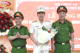 Thượng tá Nguyễn Đại Đồng, Phó Giám đốc Công an Đà Nẵng được thăng cấp bậc hàm Đại tá