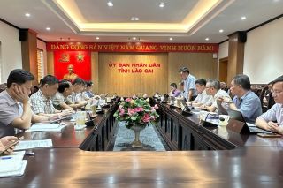 Tổng giám đốc EVNNPT làm việc với UBND tỉnh Lào Cai để gỡ vướng mắc các dự án truyền tải điện trên địa bàn