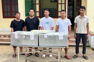 Đội lốt doanh nghiệp xuất nhập khẩu nông sản, tuồn bạc lậu từ Trung Quốc vào Việt Nam
