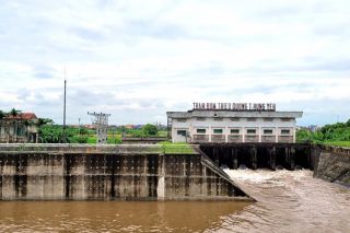 Phó Thủ tướng Trần Hồng Hà kiểm tra công tác phòng, chống bão tại tỉnh Hưng Yên