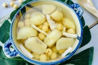 Việt Nam có loại củ trắng, giòn sần sật vừa giúp làm mát cơ thể, vừa mang lại nhiều lợi ích cho sức khỏe