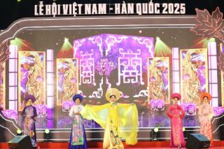 Đà Nẵng: Chạm mốc 1 triệu lượt khách du lịch Hàn Quốc trong năm 2025