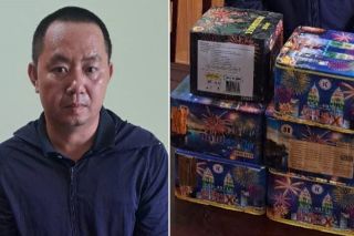 Nghệ An: Bắt giữ phụ xe khách cất giấu 10kg pháo hoa trên xe