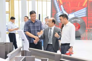 Gian hàng Hòa Phát gây ấn tượng mạnh với khách tham quan tại triển lãm A80