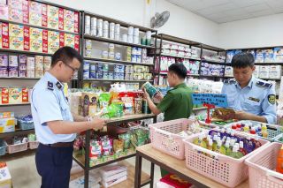 Lực lượng QLTT tỉnh Lào Cai: Ổn định tổ chức sau sáp nhập, đẩy mạnh kiểm tra, kiểm soát thị trường