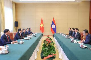 Thủ tướng Phạm Minh Chính hội kiến Tổng Bí thư, Chủ tịch nước Lào tại Thiên Tân