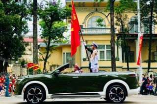 Những hình ảnh đẹp của đoàn diễu binh, diễu hành A80