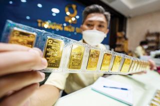 Ngân hàng Nhà nước Khu vực 2 khuyến cáo người dân thận trọng khi mua vàng