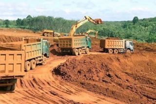 Chấp thuận chủ trương đầu tư và nhà đầu tư dự án khai thác mỏ đất làm vật liệu san lấp tại Thanh Hóa