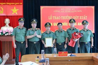 Lạng Sơn: Khen thưởng đột xuất các tập thể Công an lập thành tích xuất sắc