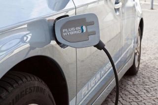 Toyota phát triển ứng dụng game hóa để khuyến khích tài xế sạc xe hybrid