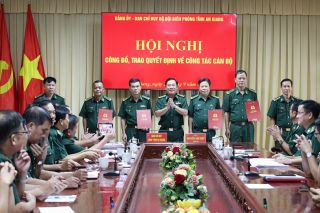BĐBP tỉnh An Giang trao quyết định về công tác cán bộ