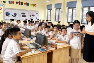 Bắc Ninh: Ứng dụng nền tảng số vào giảng dạy tiếng Anh
