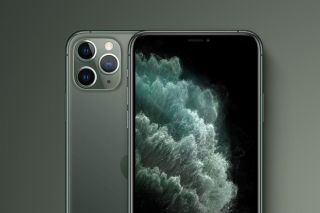 Bị liệt vào "đồ cổ", iPhone 11 Pro Max vẫn hút khách Việt với giá 7 triệu đồng