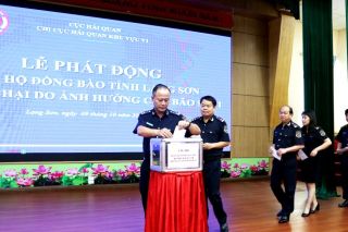 Hải quan khu vực VI ủng hộ 100 triệu đồng hỗ trợ đồng bào Lạng Sơn sau bão số 11