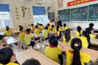 Nghệ An triển khai mô hình dạy Tiếng Anh trực tuyến liên trường