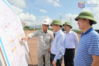 Quảng Ninh tháo gỡ khó khăn cho dự án đường ven sông