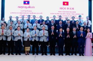 Thắt chặt tình đoàn kết, nâng cao hiệu quả hợp tác giữa HĐND tỉnh Quảng Trị và Savannakhet (Lào)