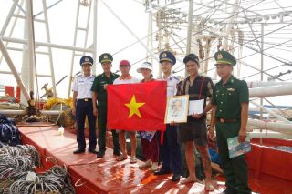 Đẩy mạnh tuyên truyền phòng, chống khai thác IUU cho ngư dân Cà Mau