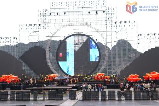 Lắp đặt màn hình led tiếp sóng truyền hình trực tiếp concert “Quảng Ninh - Đất mỏ anh hùng” trên toàn tỉnh
