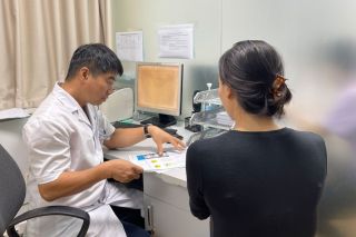 Cảnh báo nguy cơ làm đẹp theo TikToker: Hàng loạt ca biến chứng sưng húp, bỏng rát da