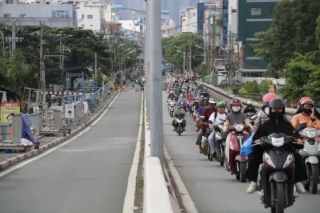 TP. HCM ô tô được lưu thông qua cầu Bình Triệu 1 từ ngày 23/11