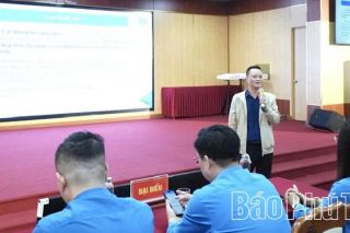 Phú Thọ tổ chức tuyên truyền pháp luật và giao lưu nghệ thuật dành cho học viên, công nhân lao động