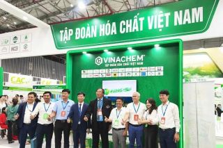 Vinachem và Casumina đón Đoàn xúc tiến thương mại Trung Quốc tại Rubber Tech 2025