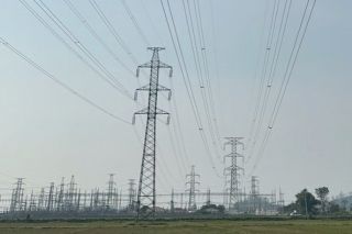 Đóng điện thành công đường dây 220kV Đô Lương - Nam Cấm, vượt tiến độ hơn 1 tháng