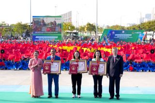 60.000 học sinh lập kỷ lục kép Việt Nam và thế giới với màn đồng diễn võ nhạc Vovinam ấn tượng