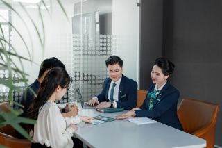 Phát Lộc khi tham gia gửi tiết kiệm tại BIDV