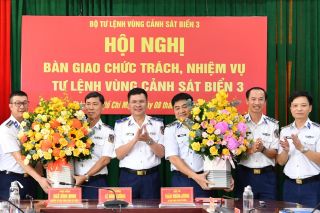 Bàn giao chức trách, nhiệm vụ Tư lệnh Vùng Cảnh sát biển 3