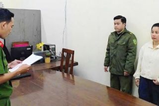 Công an TP. Đà Nẵng triệt phá đường dây buôn lậu tôm hùm xanh giống qua đường hàng không