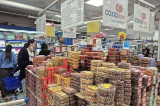 Thực phẩm bẩn: Không thể chỉ phạt tiền, phải xử lý hình sự cả doanh nghiệp